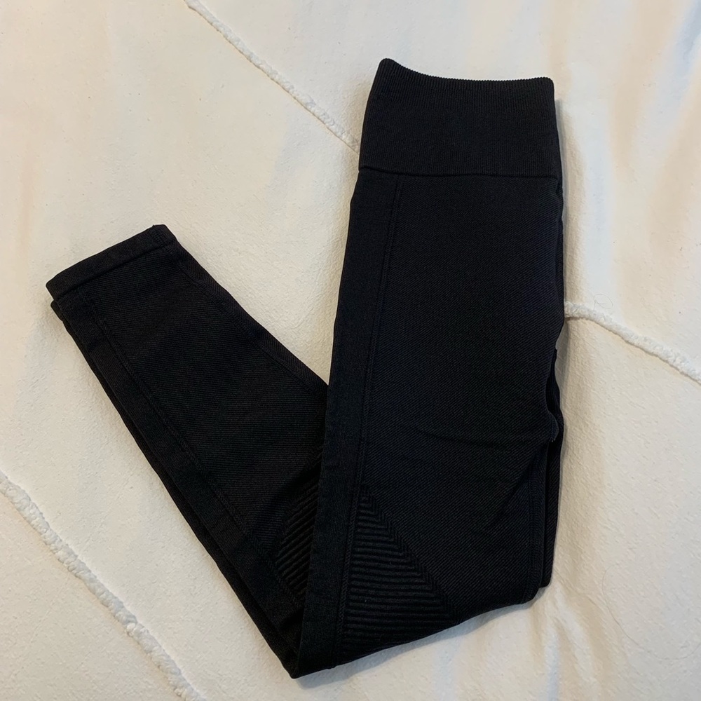 Black High-waisted Fabletics Leggings